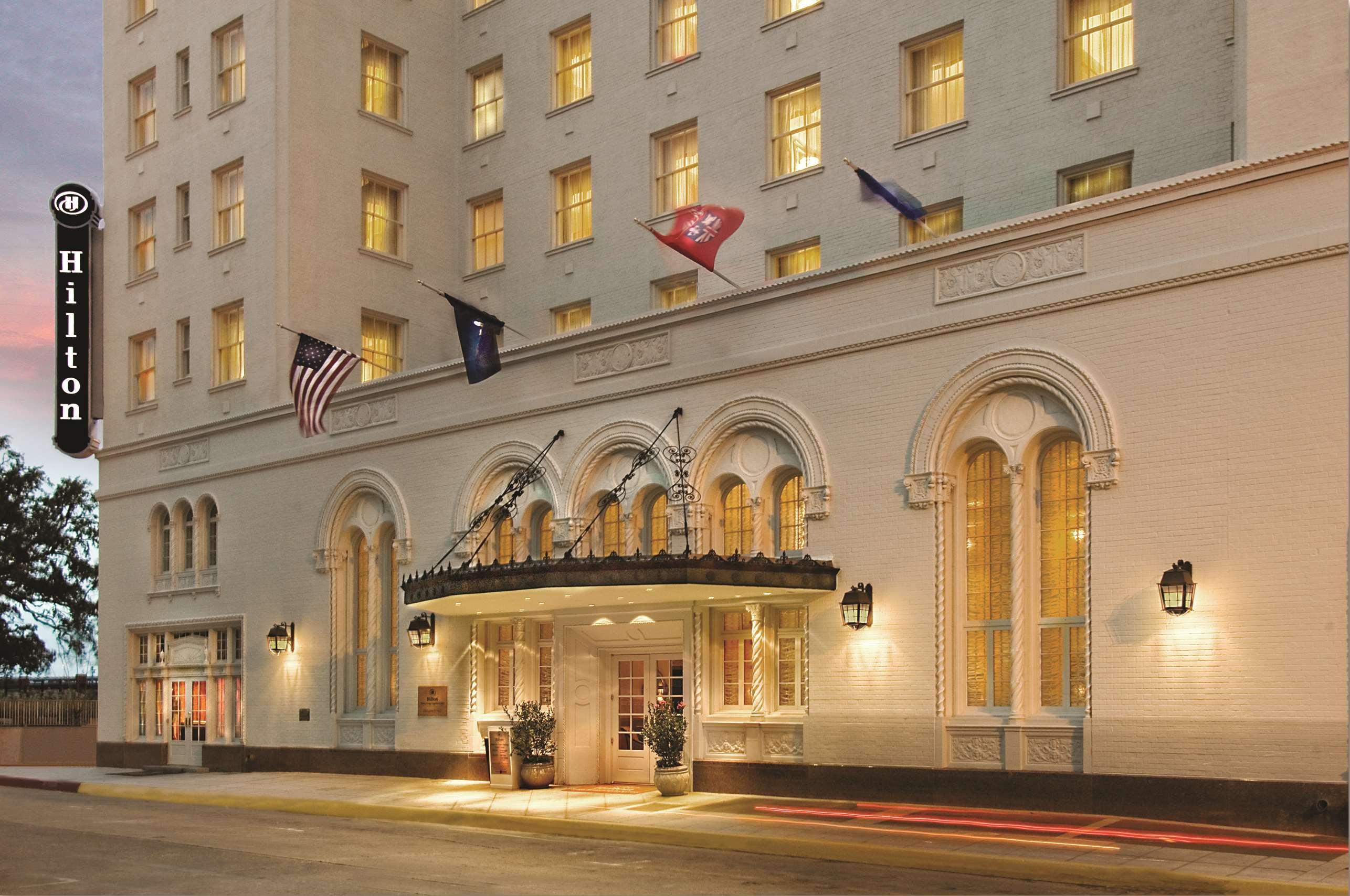 Hotel Hilton Baton Rouge Capitol Center Exterior foto